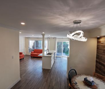 For Lease - 2515 Carberry Way, Oakville, Ontario - Photo 2
