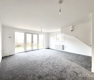 3 bed semi-detached house to rent in White Rock Close, Paignton, TQ4 - Photo 1