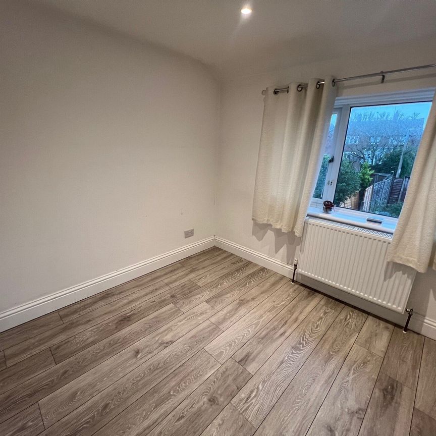 Potters Field, Harlow - Photo 1