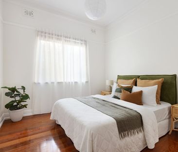 Contemporary comfort in the heart of Marrickville - Photo 4