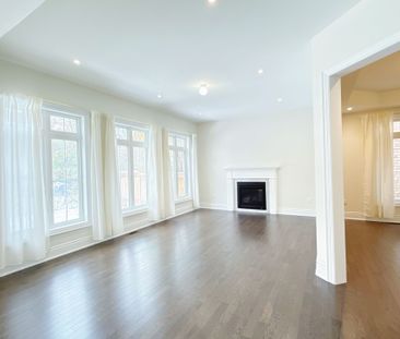 For Lease - 18 Macdonald Court, Richmond Hill, Ontario - Photo 1