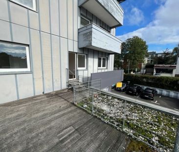 Sanierte 5-Zimmerwohnung mit Terrasse und hochwertiger Ausstattung ... - Photo 1