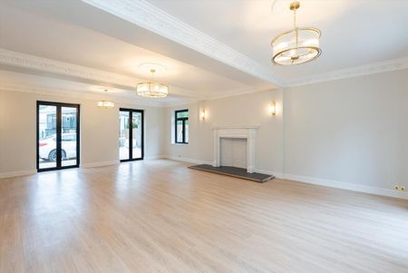 5 bedroom detached house to rent - Photo 3