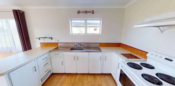 Tawhero - 2 Bedrooms - Photo 2