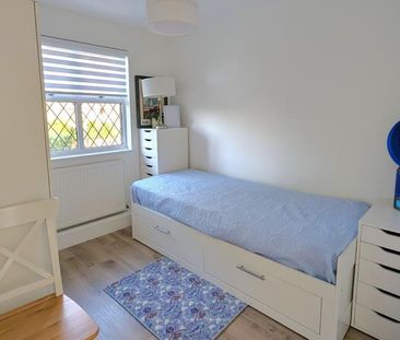 3 bedroom link detached house to rent - Photo 2