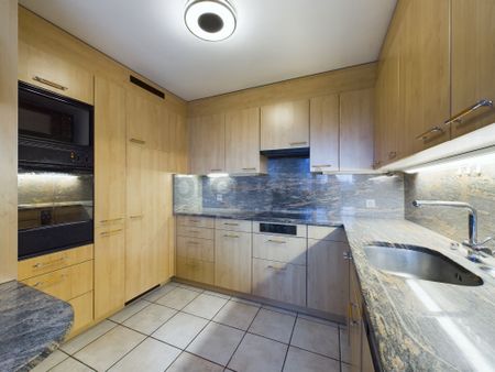 Generous 3.5-room terrace apartment in Bülach - Photo 5