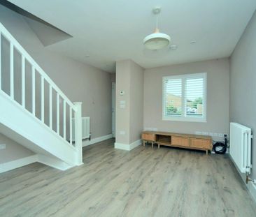 2 bedroom terraced house to rent - Photo 1