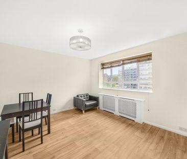 3 Bed Flat, Chaucer House, SW1V - Photo 3