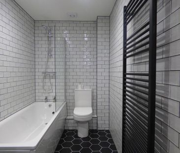 2 bedroom flat to rent - Photo 6