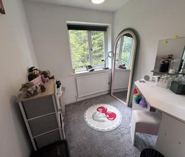 3 Bedroom Semi Detached Available Arranging tenancy - Photo 6