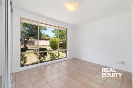 1 Tusculum Court, Wattle Grove NSW 2173 - House For Rent | Domain - Photo 2