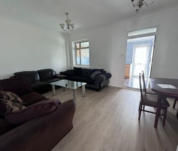 4 Bed Semi-Detached House, Shakespeare Crescent, E12 - Photo 1