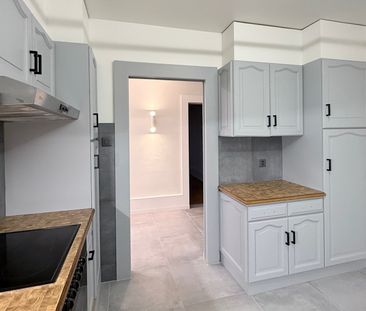 Joli appartement de 4 pièces au 1er étage avec balcon et jardin com... - Photo 2