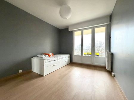 Location Appartement 4 pièces 77m² BREST 29200 - Photo 4