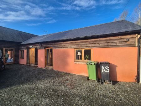 2 bed barn conversion to rent in The Apple Store Pencombe, Pencombe, Bromyard, Herefordshire - Photo 4