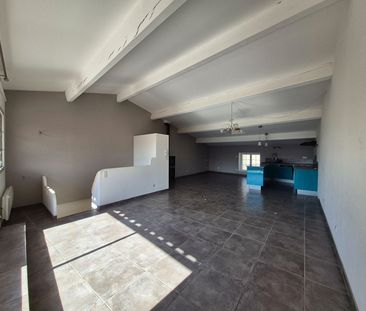 Location Appartement 5 pièces 153m² - Photo 1