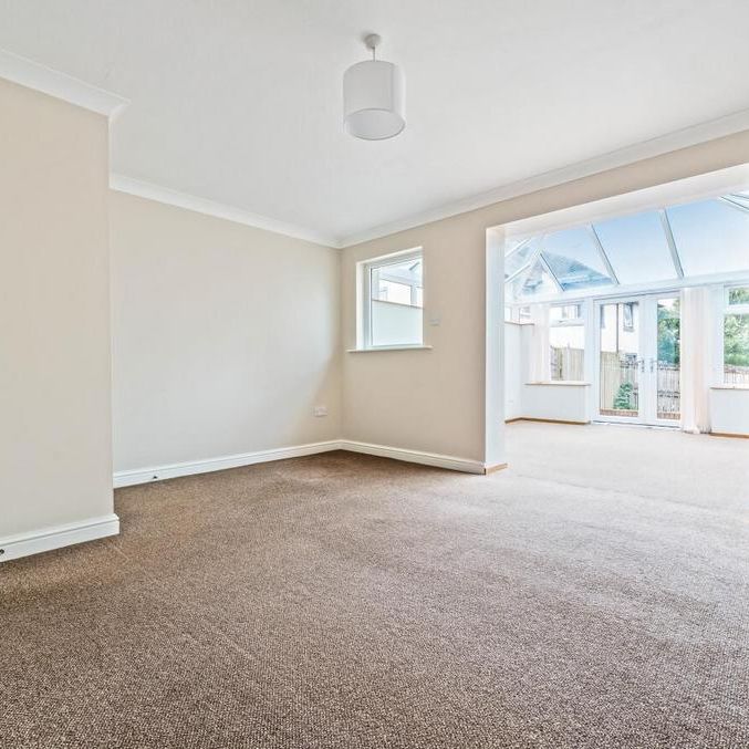 2 bedroom semi-detached house to rent - Photo 1