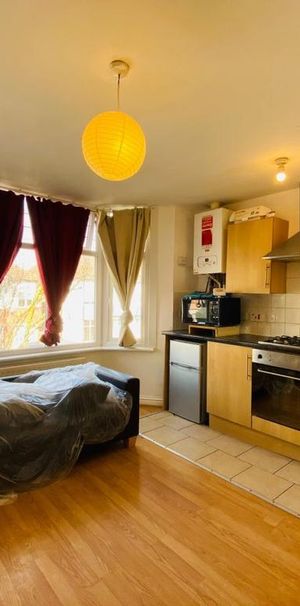 1 bedroom flat to rent - Photo 1