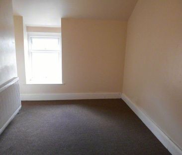 4 bedroom terraced house to rent - Photo 4
