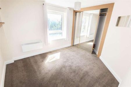 Goldsmiths Court, Briton Street, Southampton, SO14 - Photo 2