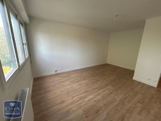 Location Appartement 1 pièce 30m² LES ULIS 91940 - Photo 1