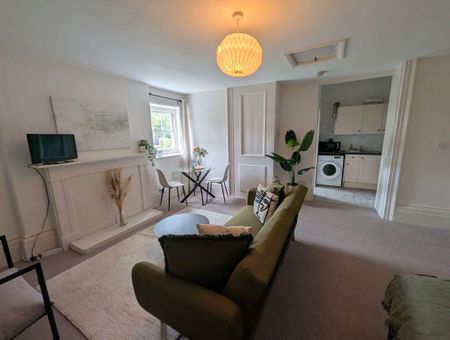 1 bedroom property to rent - Photo 2