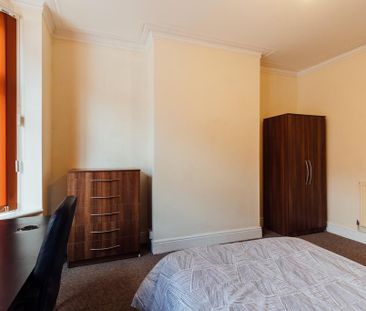 4 bedroom house to rent - Photo 1
