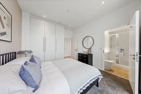 Raywood Mansions, E20 1DG, London - Photo 5