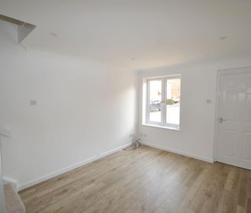 2 bedroom semi-detached house to rent - Photo 1