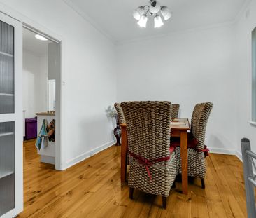 Family home, plus so much more! - Photo 3