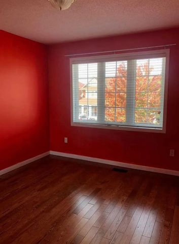 For Lease - 139 Raponi Circle, Toronto, Ontario - Photo 4