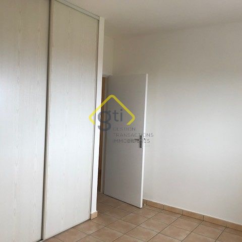Location Maison 3 pièces 60m² STE MARIE 97438 - Photo 1