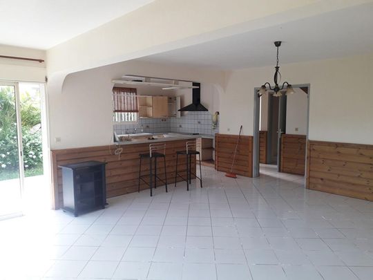 A louer, Maison / Villa, 137 m² - Photo 1