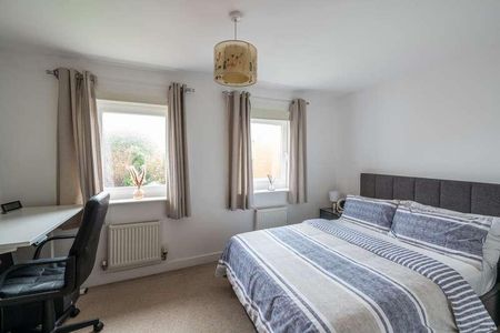 Goodworth Road, Redhill, RH1 - Photo 4