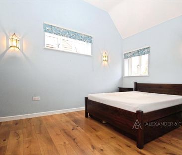 1 bedroom detached house to rent - Photo 4