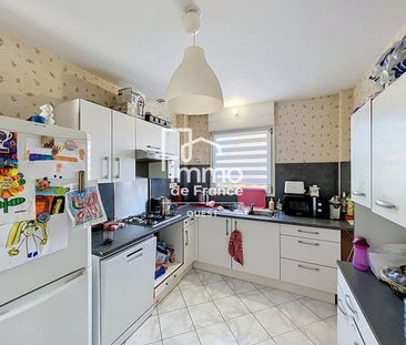 Location Maison 4 pièces 87m² - Photo 5