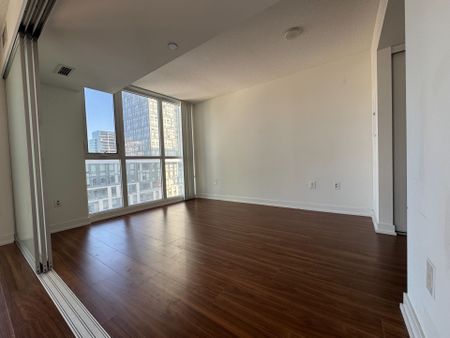 For Lease - 85 Queens Wharf Road Unit# 907, Toronto, Ontario - Photo 5