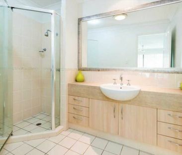 20/2 North Shore Avenue, Varsity Lakes QLD 4227 - House For Rent | ... - Photo 1