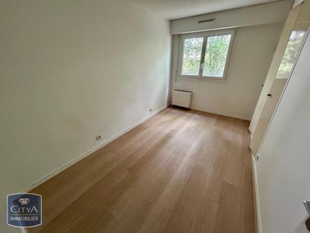 Location Appartement 5 pièces 104m² MAUREPAS 78310 - Photo 3
