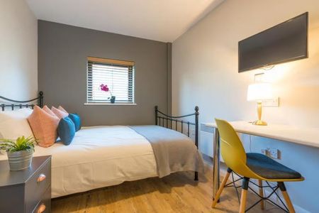 5 bedroom flat to rent - Photo 5