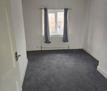 3 Bed Terraced House, Lydney Road, BS10 - Photo 3