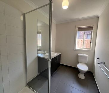 11 Nutmeg Parade, Wyndham Vale VIC 3024 - House For Rent | Domain - Photo 1