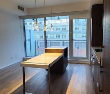 For Lease - 197 Yonge Street, Toronto, Ontario - Photo 3