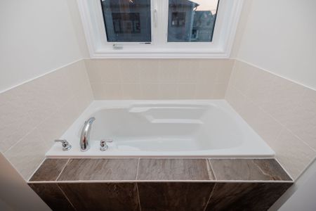 For Lease - 45 Tamworth Terrace, Barrie, Ontario - Photo 5