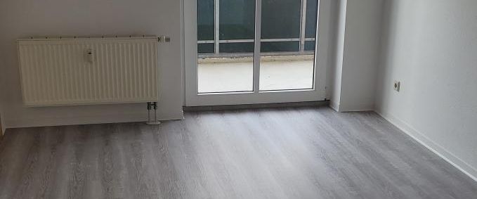 Balkonwohnung mit barrierefreiem Zugang! - Foto 1