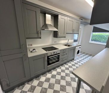 41 Knock Road Apt 1, Ballyhackamore, Belfast, BT5 6LA - Photo 5