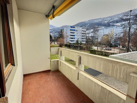 3 bedrooms with parking space - Photo 1