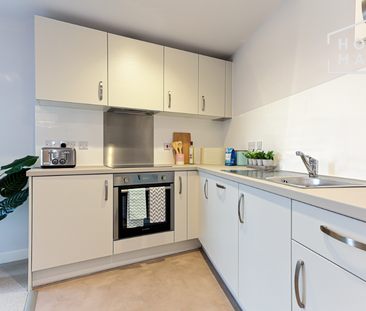 1 bedroom flat to rent - Photo 2