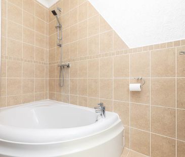 2 bed house to rent in Highview Gardens, Parkstone, BH12 - Photo 6