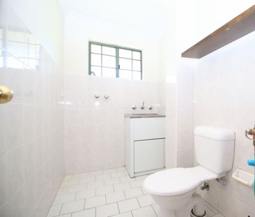 Freshly Painted 2 bedroom unit - Photo 3